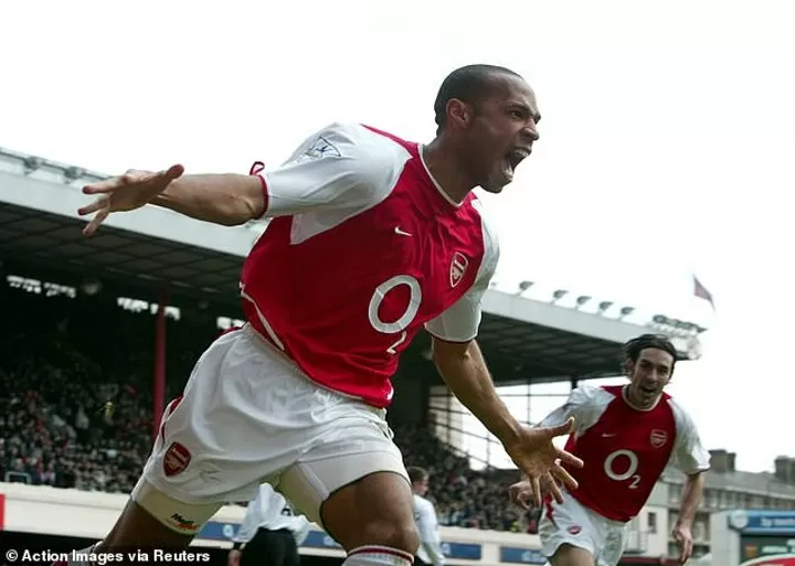 Arsenal 1st sales kit