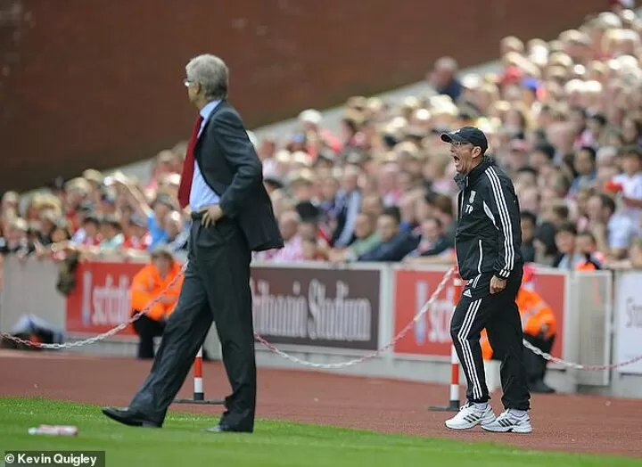 Wenger Complained To Fa About Stoke Grass Length Tried To Get Throw Ins Banned All Football