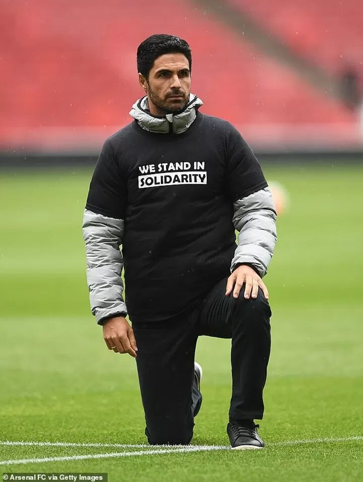 Arsenal Players Take A Knee And Warm Up In Black Lives Matter Shirts All Football