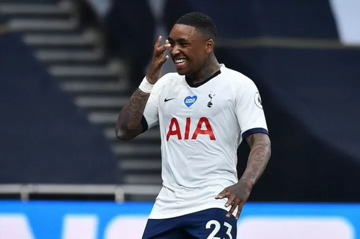 Ht Spurs 1 0 Utd Red Devils Defenders Make Error As Lloris Makes Great Saves All Football