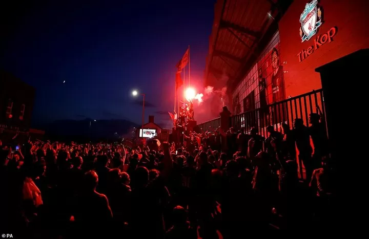 Championes sale vans stadium