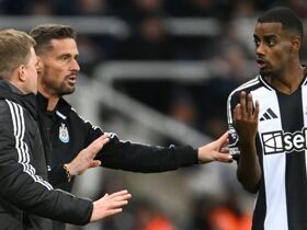'I pleaded with Eddie Howe to let me leave Newcastle like Alexander Isak'