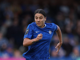 Sam Kerr given standing ovation in long-awaited return to Chelsea's Stadium