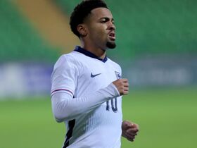Moldova U21 0-4 England U21: Nwaneri inspires Young Lions' qualifying win