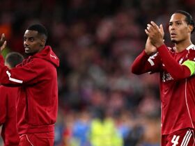 Virgil van Dijk's actions towards Alexander Isak behind closed doors sum him up