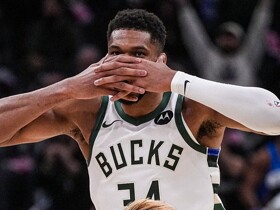 Gunners fan! Giannis Antetokounmpo made the same celebration move as Gyökeres