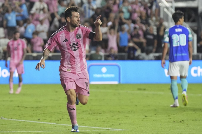 Đội bóng cũ muốn tái hợp cùng Messi