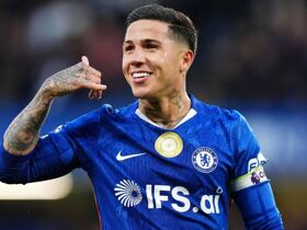 Enzo Fernandez transfer news: Man City miss Chelsea's deadline to bid for midfielder