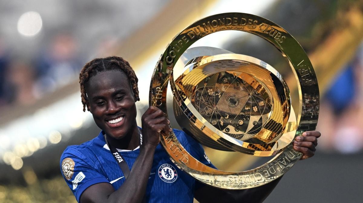 Di Marzio: Como to bid €30M fixed plus €5M add-ons for Chelsea's Chalobah
