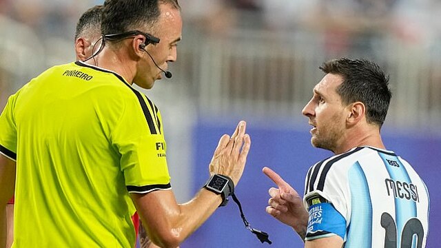 'Don't be disrespectful - speak to me respectfully': Messi's unusual exchange with referee revealed