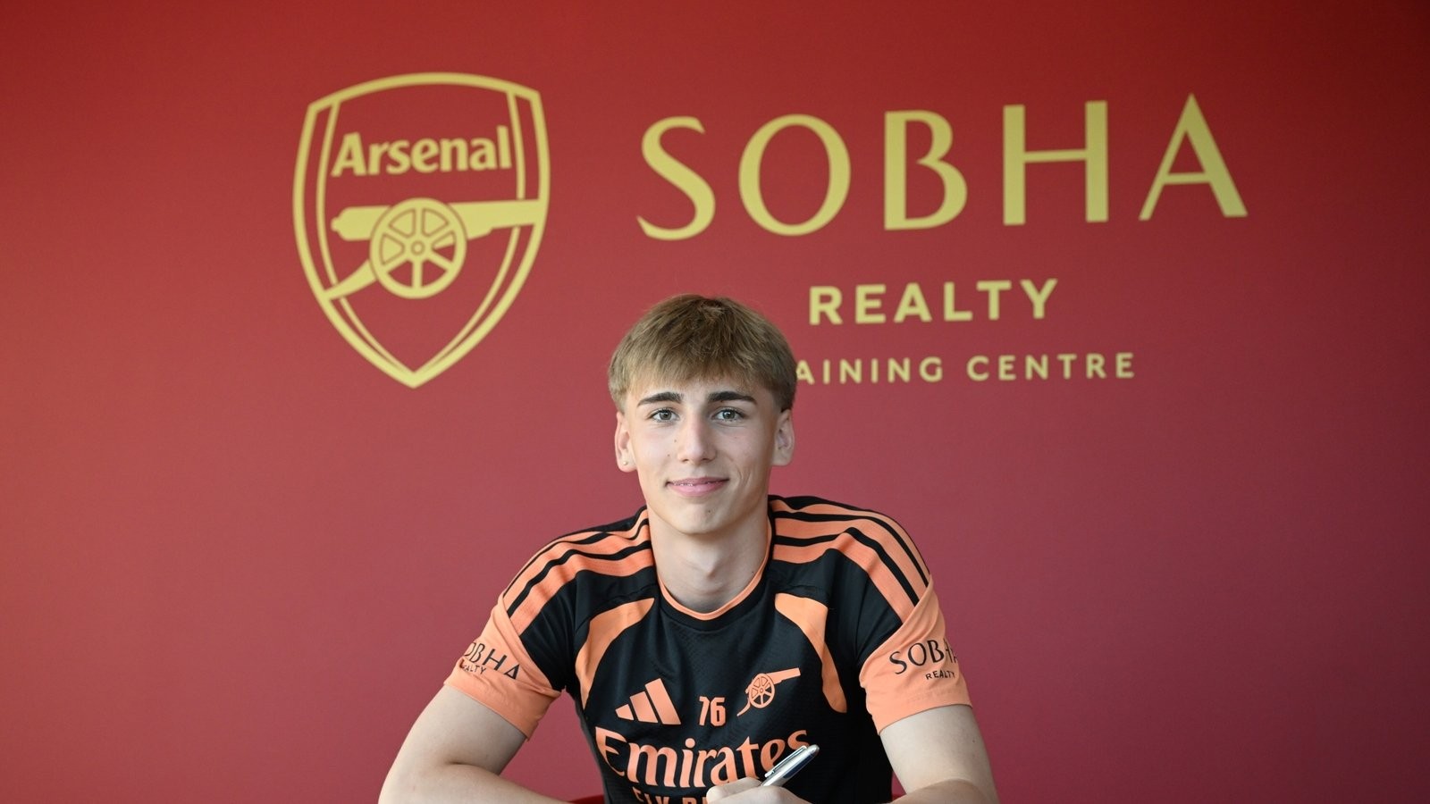 Arsenal sign 17-Year-Old goalkeeper Remi Ruspinski to first professional contract