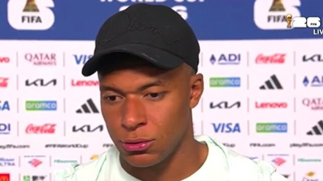 Mbappe hits out at Deschamps' 'sloppy' tactics and takes aim at his team-mates