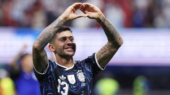 Sheringham: Quero que o Tottenham mantenha Romero, esses "bad boys" intimidam os adversários