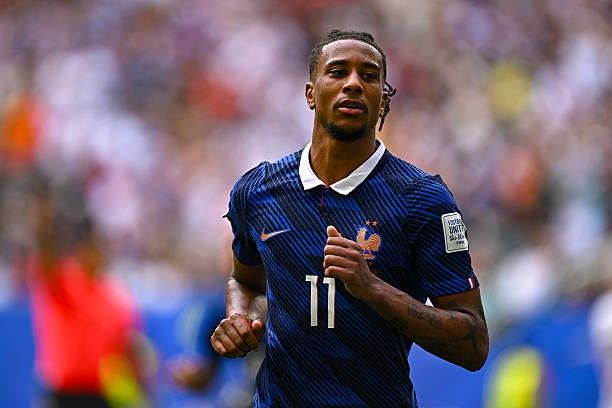 Olise égale le record de Pelé avec 6 passes décisives en une seule Coupe du Monde