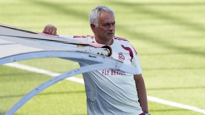 Sport: Florentino und Mourinho wütend über gescheiterten Rodri-Transfer