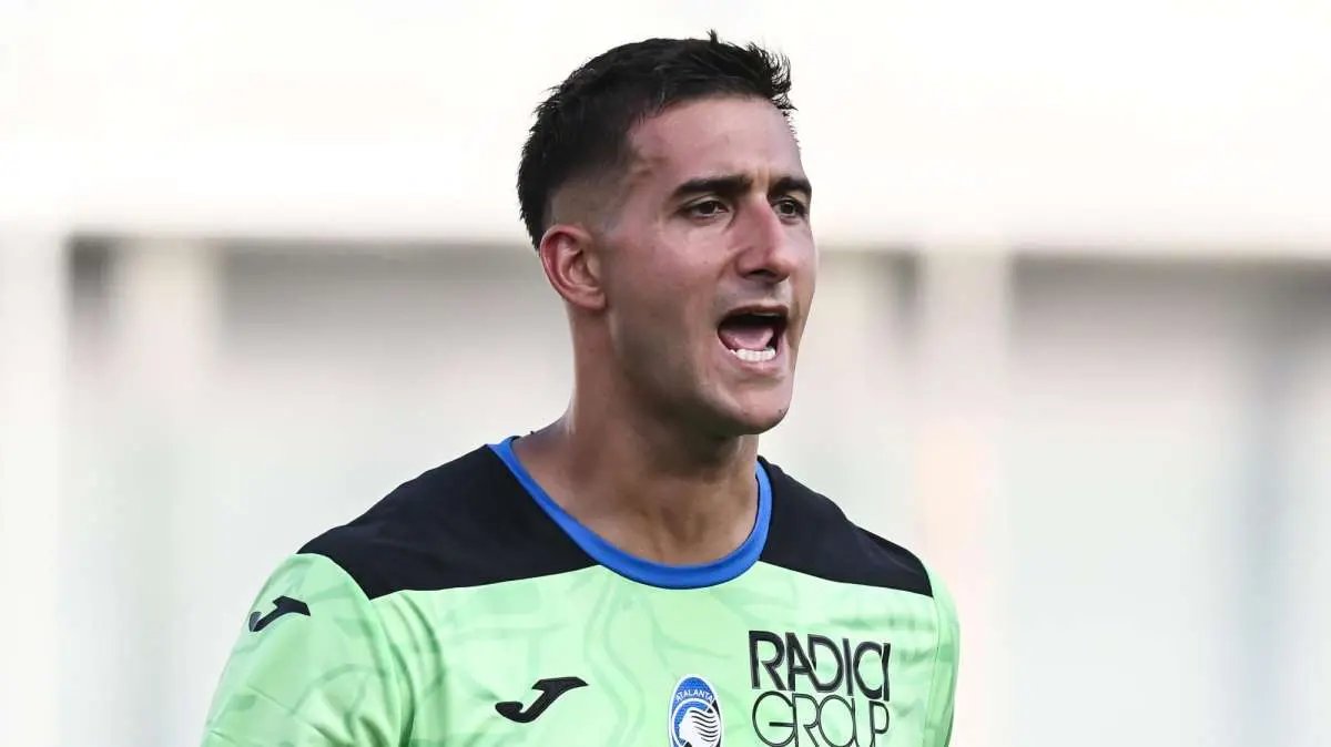 Musso, portiere dell'Atlético Madrid, offerto a Juventus e Napoli