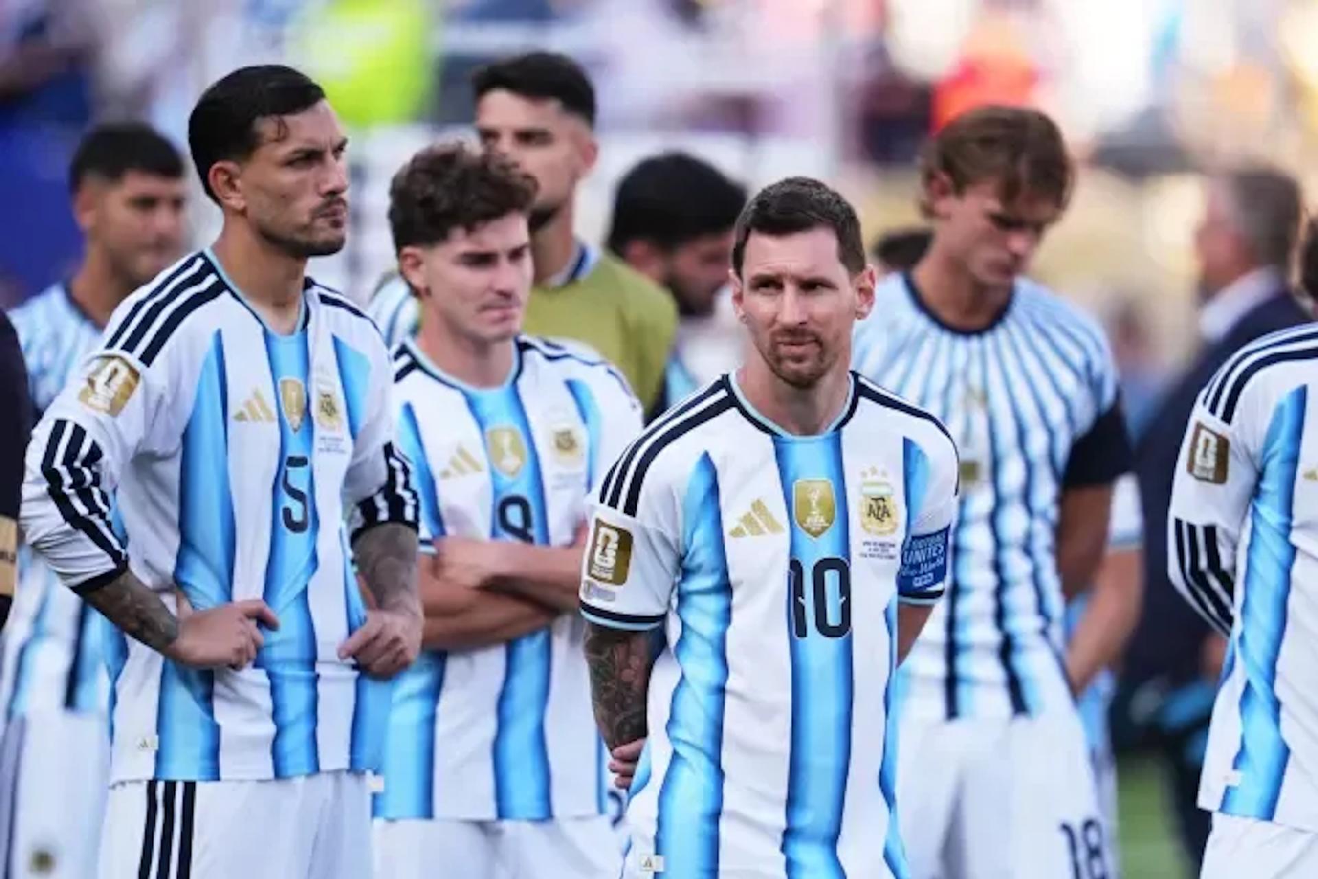 Otamendi offers condolences to Messi's family, hopes they find strength