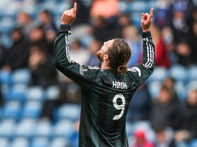 Kilmarnock 1-5 Celtic: Hogh hat-trick inspires emphatic victory