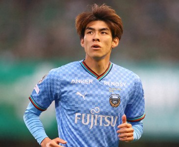 Media Jepang: Gelandang Stoke City Seko Atsuki Akan Bergabung dengan Urawa Reds