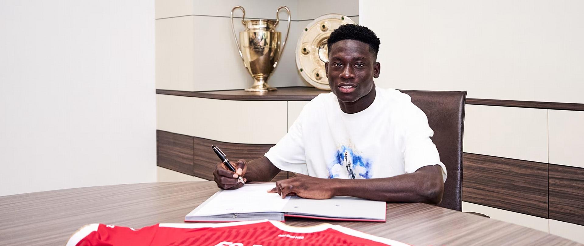Bayern sign 18-year-old Senegal international Ndiaye to a five-year contract
