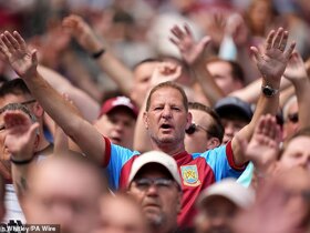 Carabao Cup's weekend kick-off pays off with crowd records smashed - even WITHOUT West Ham's bumper attendance!