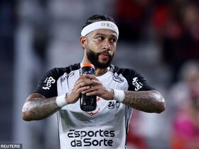 Depay accuses Corinthians of 'unacceptable' behaviour after they decide against renewing contract