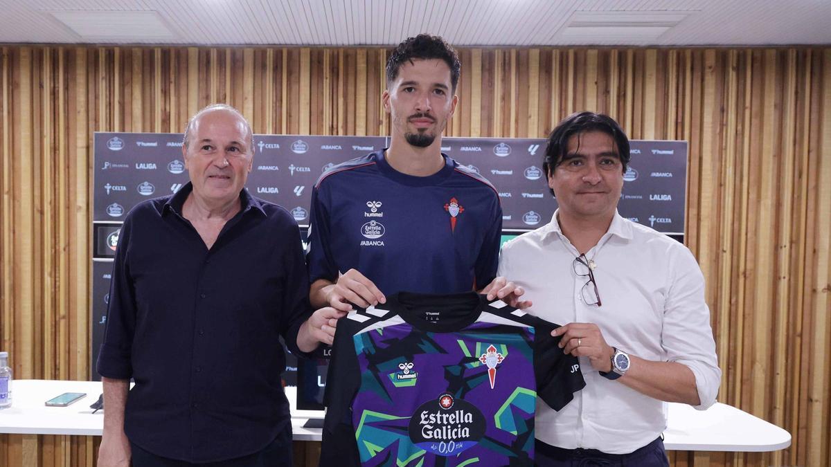 アルタイ・バユンドゥル、セルタで正GK目指す「ベンチからでも全力尽くす」