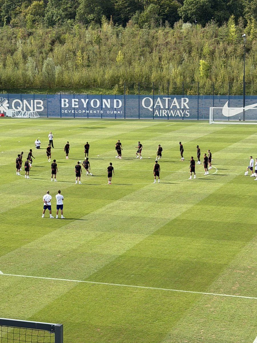 Ferran Torres se une al PSG para entrenar