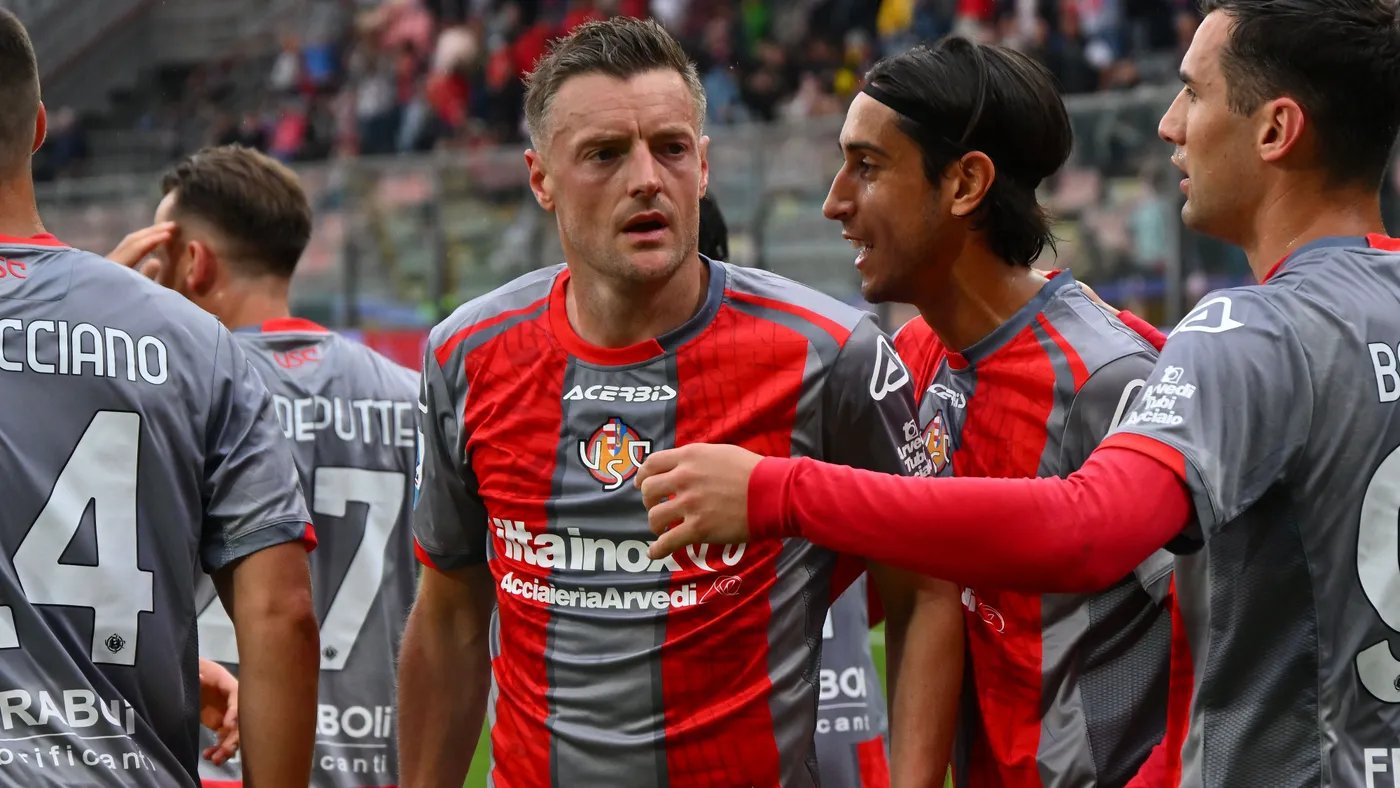 Novo dono do Sheffield Wednesday: Confirmamos interesse em Vardy, estamos pensando em como trazê-lo
