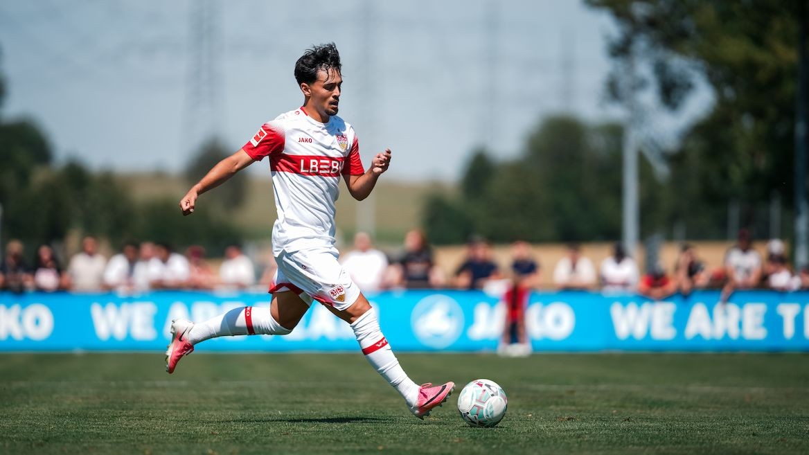 Chính thức: Stuttgart gia hạn hợp đồng với Ulrich đến năm 2028 và cho Paderborn mượn