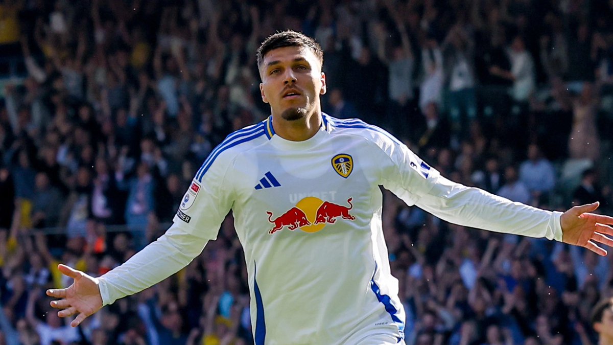 Journalist: West Ham an Joël Piroe interessiert, verhandelt noch mit Leeds United