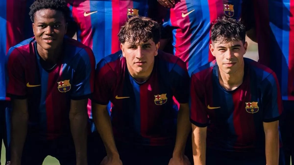 SPORT: 18-jähriger Mittelfeldspieler Pedro Rodríguez-Vertragsverlängerung mit Barcelona läuft gut