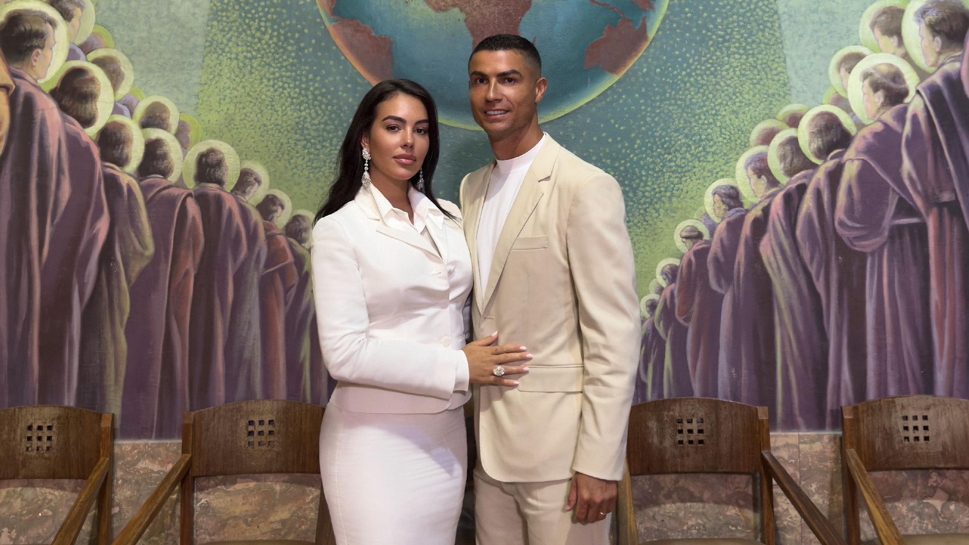 Ronaldo: Saat Saya Melihat Georgina, Saya Tahu Dia Adalah Cinta Sejati Saya