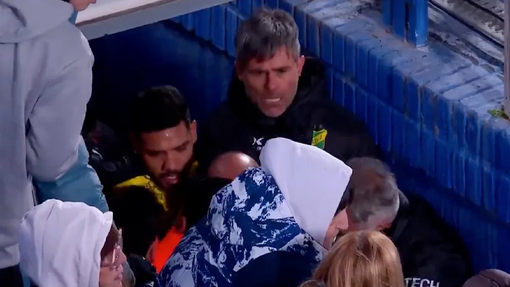 BILD: Trainer geraten in der argentinischen Liga aneinander