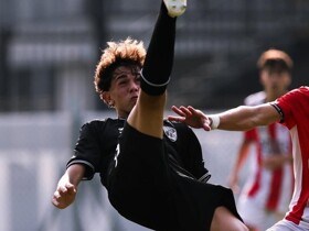 Keponakan Ronaldo Pemain Potensial, Bikin Gol Salto di Laga Debut!