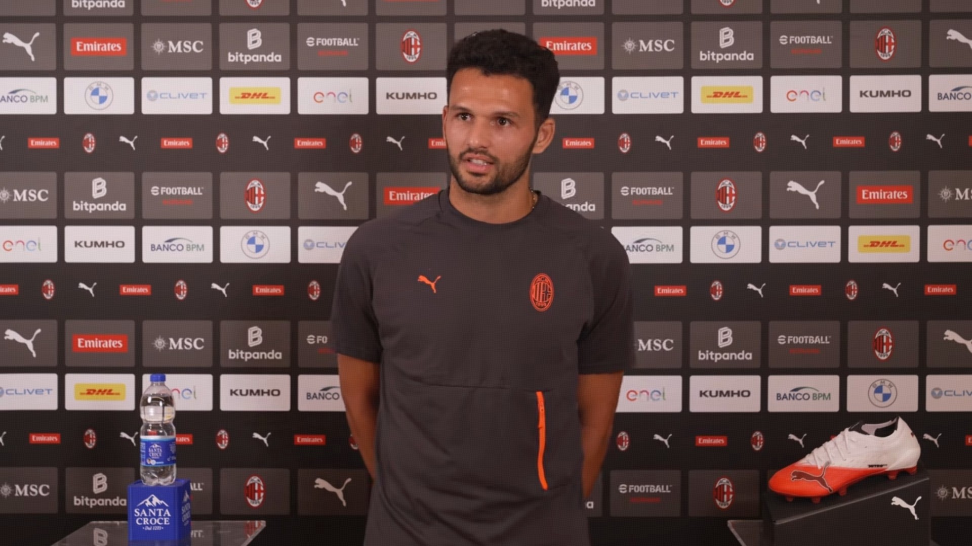Gonçalo Ramos: Ibrahimović là thần tượng của tôi; lời nguyền số 9 ư? Tôi chưa bao giờ tin vào những điều đó