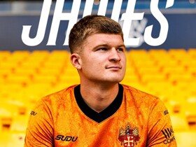 OFFICIAL: Wolves signs with Jordan James from Rennais on loan + option to buy