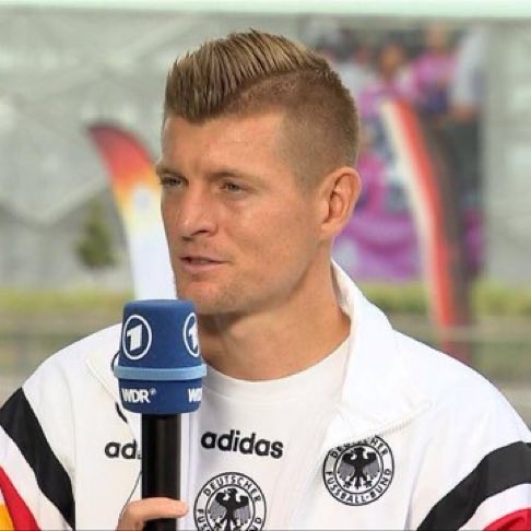 Kroos: Kvaratskhelia è il mio favorito per il Pallone d'Oro, ma potrebbe non vincerlo
