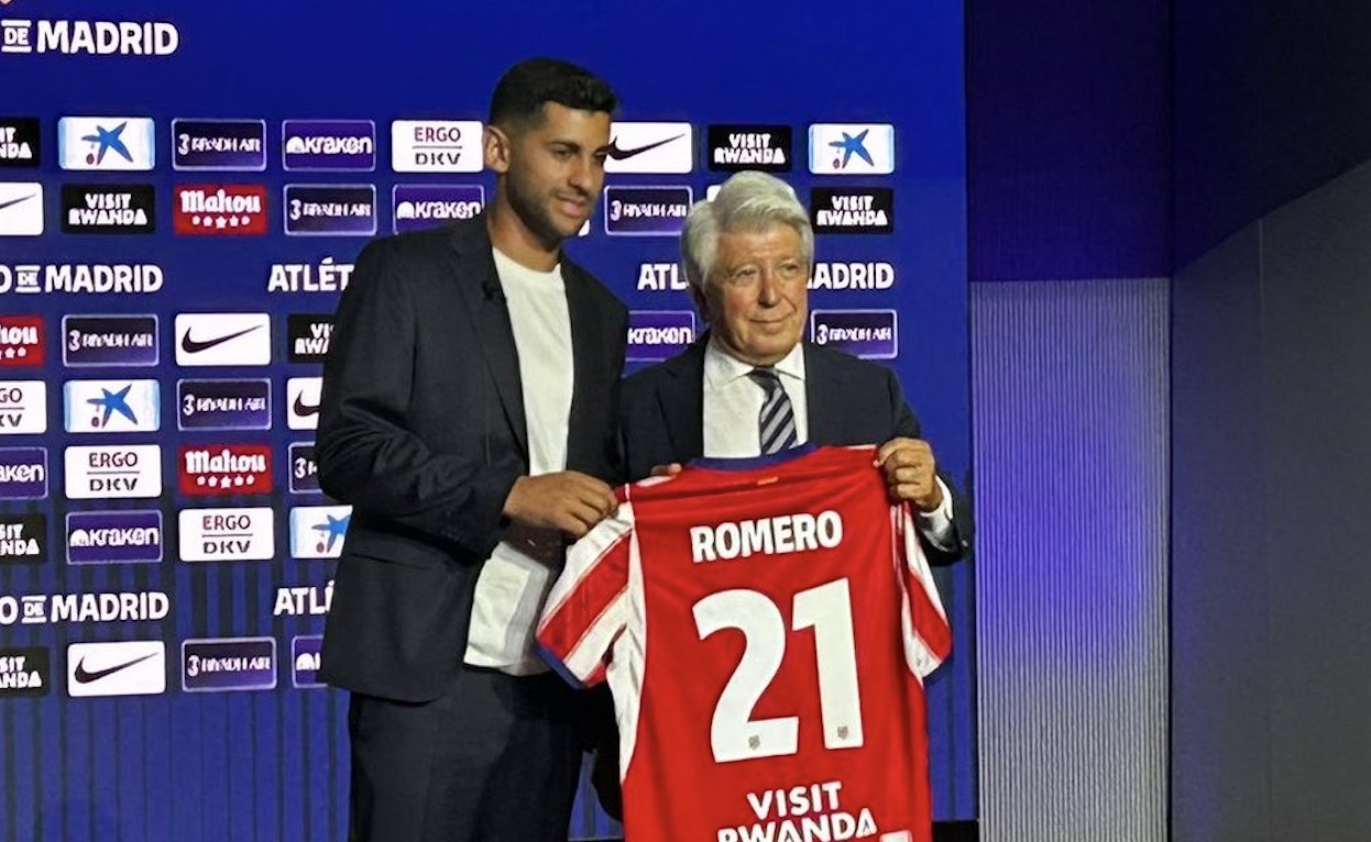 Sheringham: Romero muito barato, e ele é campeão mundial