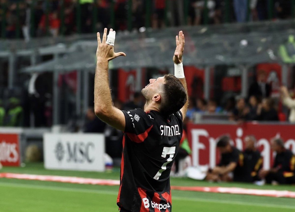 Romano : Santiago Giménez accepte de rejoindre le FC Porto et quittera l'AC Milan bientôt