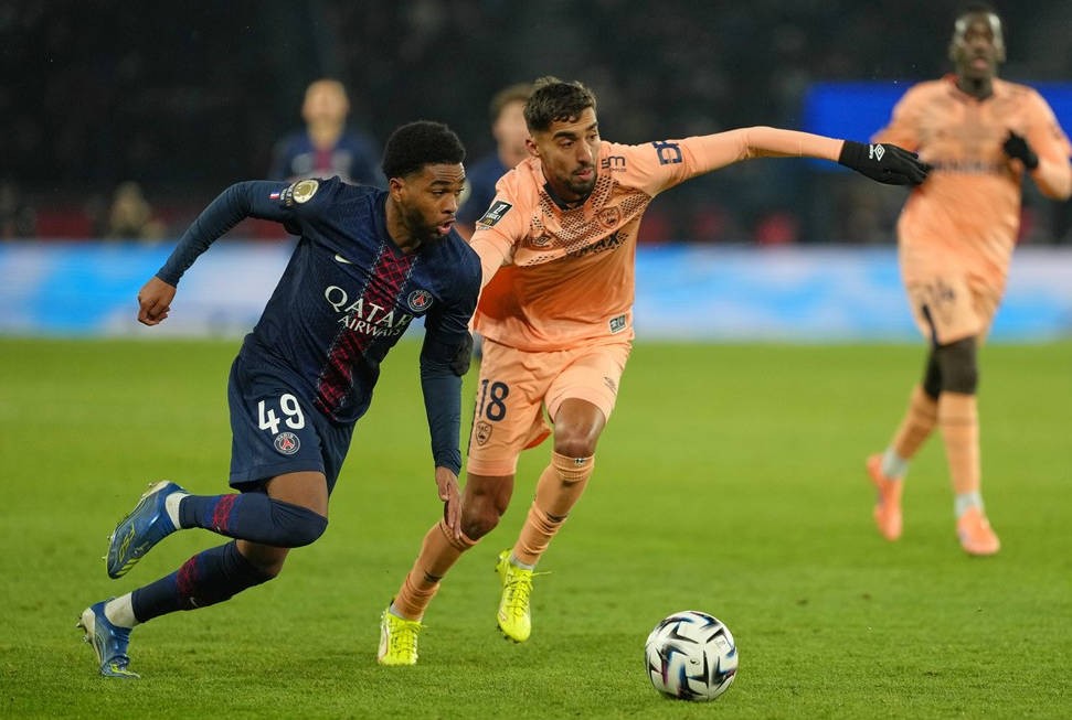 PSG chiede 70 milioni per Mbaye, allontanando Liverpool e altri club