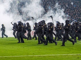 曼海姆和凯泽斯劳滕的德比战爆发大规模骚乱，共35名警察受伤