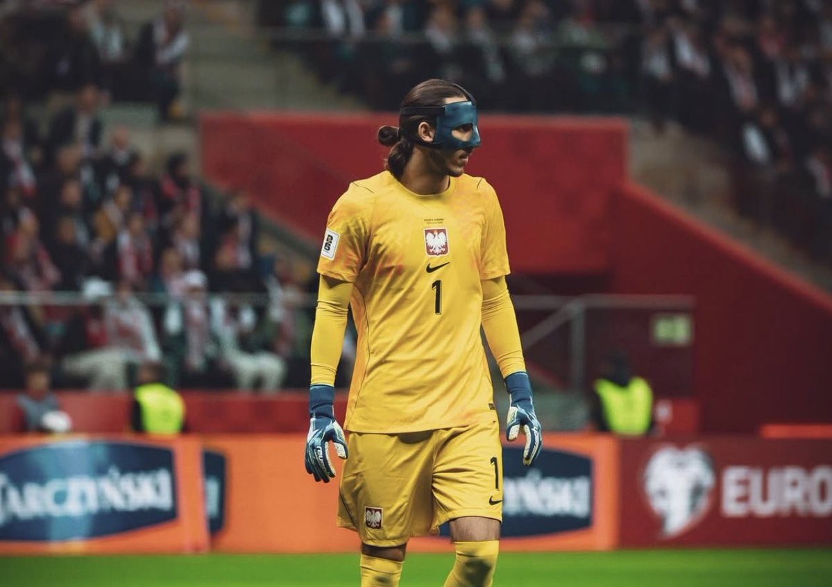 Romano: la Juventus prova a prendere Grabara dal Wolfsburg come nuovo portiere di riserva