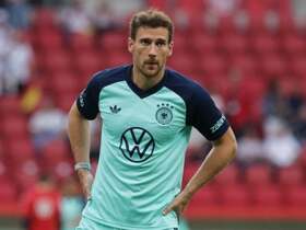 Leon Goretzka signe à Aston Villa