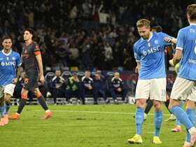 Serie A : Naples écrase Frosinone