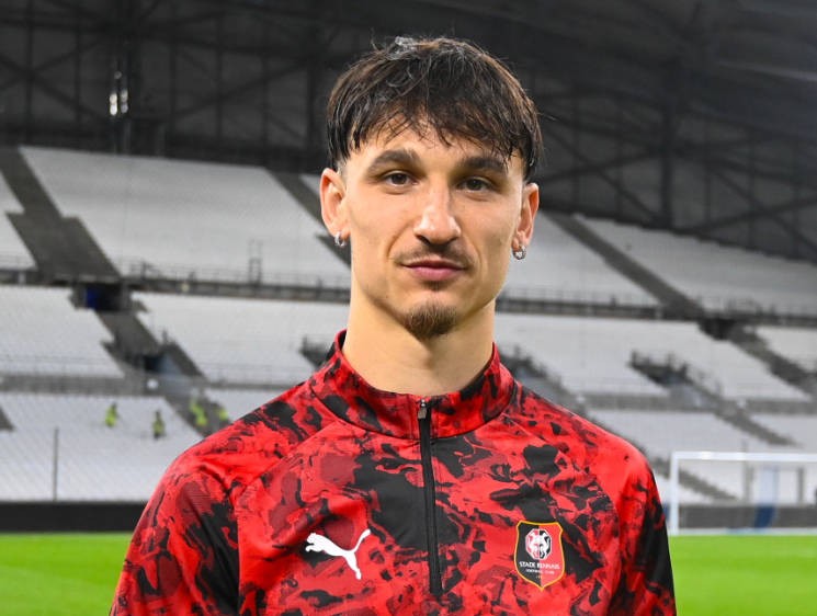 L'Équipe : Man City, l'Atlético et d'autres s'intéressent au meilleur buteur de Ligue 1, Le Foll. Rennes refuse de vendre