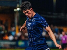 Pelatih Millwall Apresiasi Performa Solid Elkan Baggott