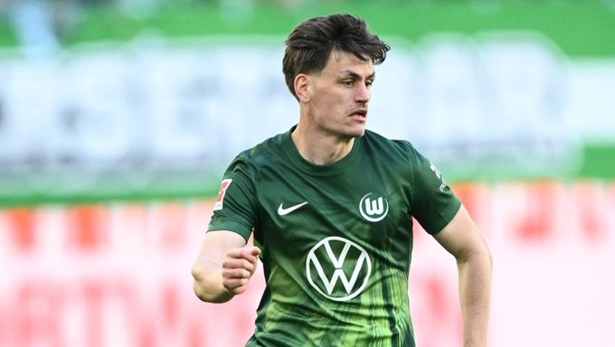 Schira: Wolfsburg fullback Maehle offered to Juventus