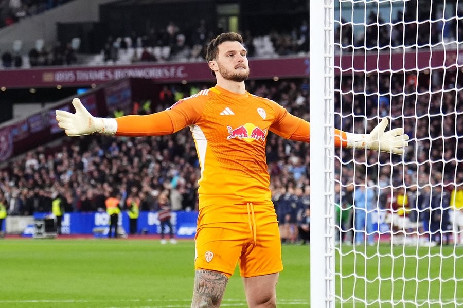 Sky: Kiper Leeds, Piroe, Akan Dipinjamkan ke Torino, Zentel Penggantinya