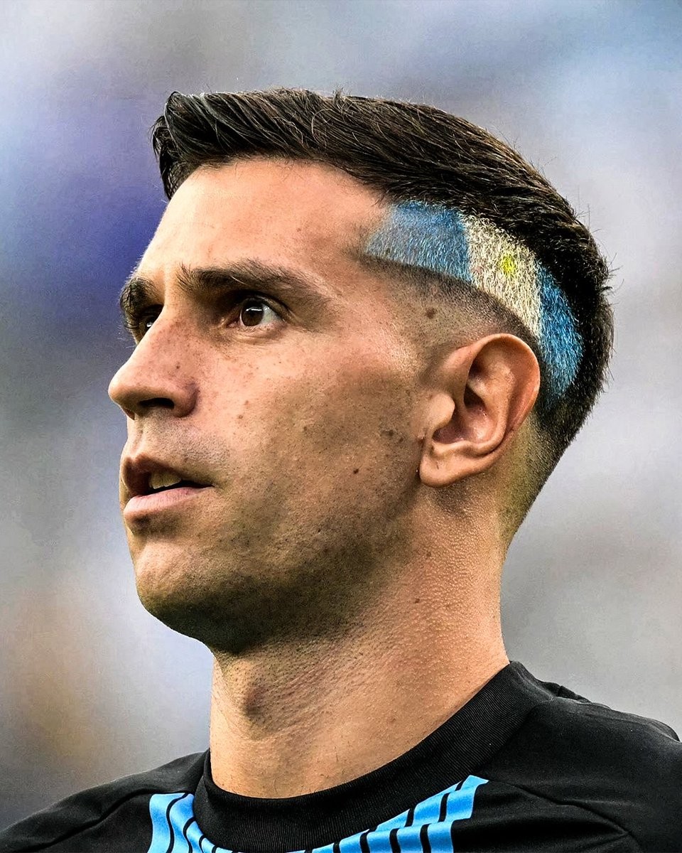 Romano: E. Martinez to undergo Chelsea medical today, two-year deal with option for a third